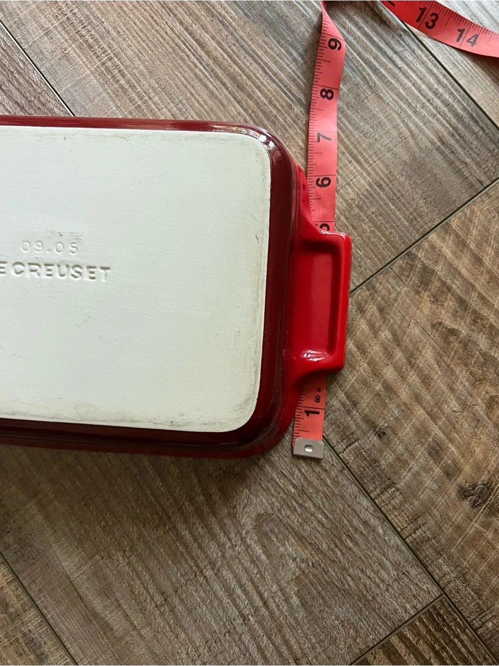 Le Creuset roasts smooth handles